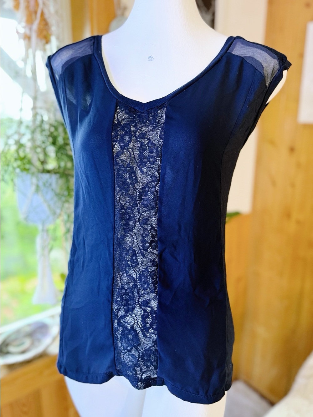 The Limited Navy Lace Panel Blouse | Size Small | GUC
